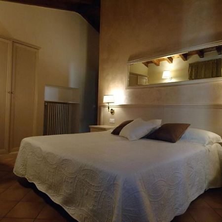 Albergo Cavallino 10 توسكولانو ماديرنو المظهر الخارجي الصورة